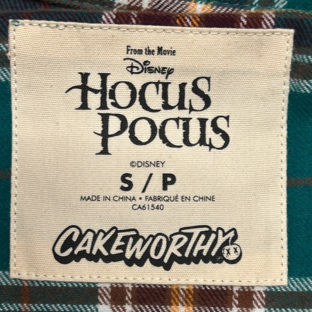 Disney Cakeworthy Hocus Pocus It's Just A Bunch Of Hocus Pocus plaid flannel S - Picture 6 of 9